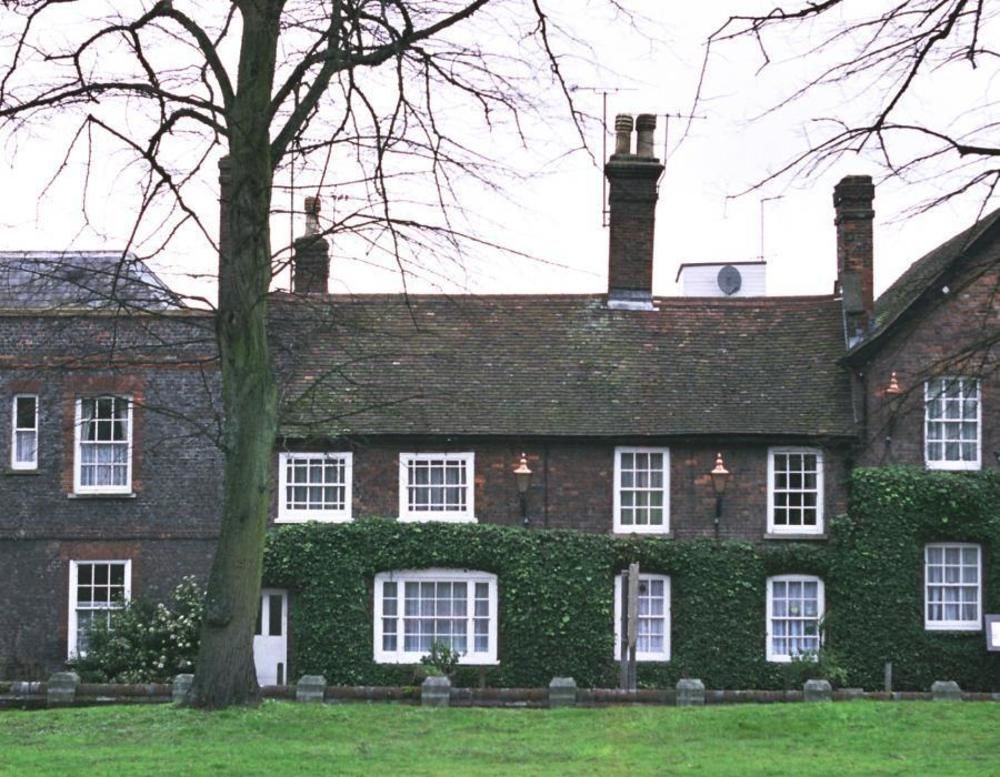 The Old Palace Lodge Dunstable Exterior foto